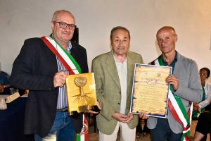 Farnese - Premio letterario “La Farnia d'Oro”