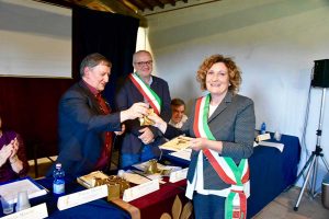 Farnese - Premio letterario “La Farnia d'Oro”