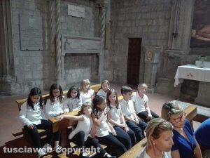 Viterbo - I bambini del Contrappunto Kids al giro delle Sette chiese 