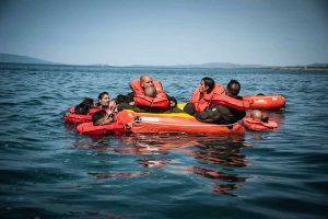 Gli allievi Marescialli dell’Aeronautica Militare si esercitano in mare
