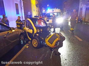 Montefiascone - Scontro tra una minicar e un’auto, una ragazza ferita