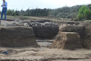 Gravisca, scivoli a mare
