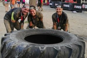 Sport - Maria Grazia Censi, Maurizio Medici e Giorgio Cavalieri alla Spartan race