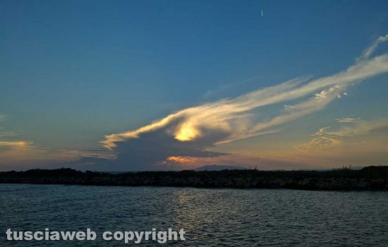 Tramonto sul mare a Montalto di Castro