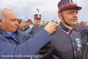 Viterbo - La consegna dei gradi ai Marescialli dell'Esercito