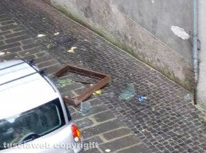 Maltempo - Montefiascone - Via Bixio Il lucernario caduto