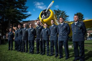 Viterbo - La consegna dei gradi al secondo Corso marescialli a nomina diretta