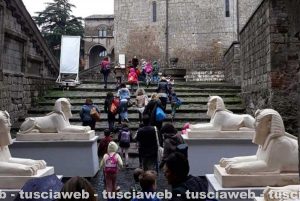 Viterbo - Egizi - Tutti in fila per vedere la mostra di Tutankhamon