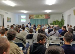 Tarquinia - Gli alunni del Cardarelli alla giornata dimostrativa sul mandorlo