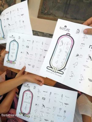 Viterbo - I bambini delle scuole alla mostra su Tutankhamon