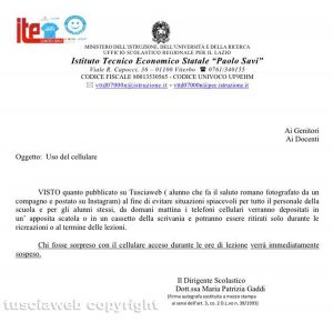Viterbo - Saluto fascista a scuola - La circolare del Paolo Savi - Clicca sulla foto per ingrandireViterbo - Saluto fascista a scuola - La circolare del Paolo Savi - Clicca sulla foto per ingrandire