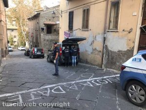 Viterbo - Bimba di tre mesi trovata morta in casa