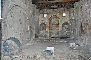 Vetralla - L'interno della chiesa di Foro Cassio