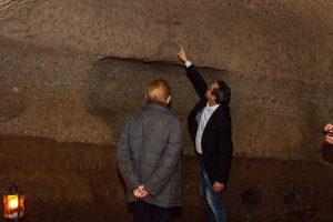Osvaldo Bevilacqua con il fondatore di Viterbo Sotterranea Sergio Cesarini