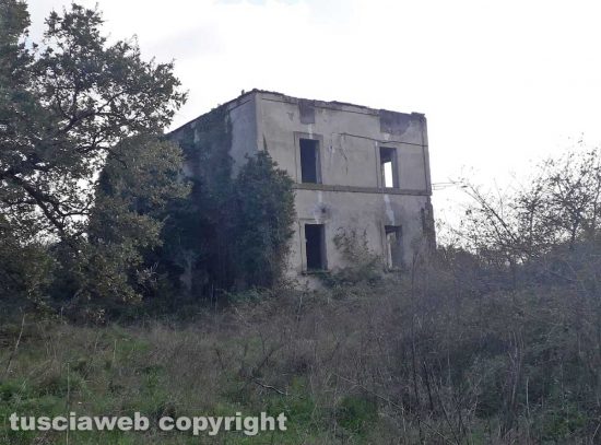 Monte Romano - La casa del guardiano della centrale di Traponzo sul fiume Marta