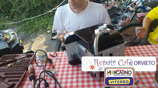 6-Ffoto-Cafe-Repair-Mercatino-Dicembre-2018