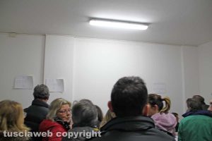 Viterbo - Primarie Pd - La fila ai seggi