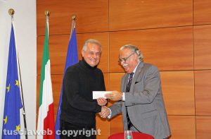 Banca di Viterbo - Consegna degli assegni di beneficenza