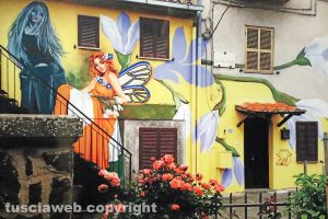 Viterbo - Uno dei murales di Sant'Angelo