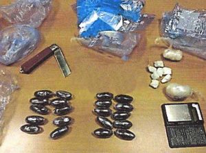 Carabinieri - Droga e materiale sequestrato
