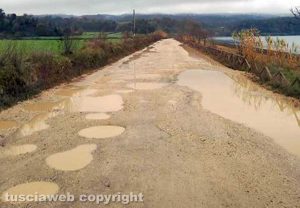 Capodimonte - Strada provinciale loc. Cavaiano