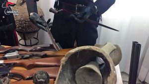 Civitavecchia - Arsenale e reperti archeologici in casa