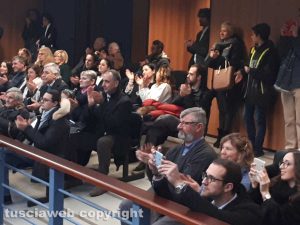 Tribunale - Aula di corte d'assise affollata per il giuramento dei nuovi avvocati