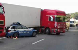 Messina - Incidente sull'autostrada A18