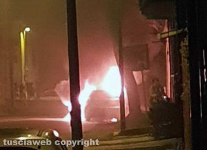 Carbognano - Auto in fiamme