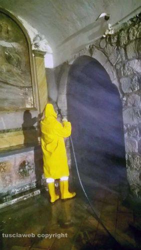 Montefiascone - Madonna dell’Arco - L'intervento di pulizia