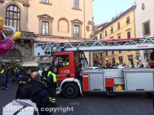 Viterbo – Fervono i preparativi per la Befana 115