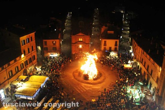 Viterbo - Il focarone di Bagnaia
