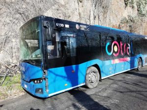 L'autobus incidentato