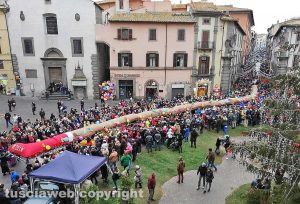 Viterbo - La calza più lunga del mondo 2019