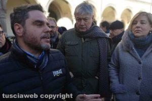 Viterbo - La protesta del sindacati di polizia penitenziaria Uspp e FpCgil