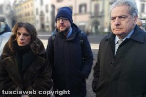 Viterbo - La protesta del sindacati di polizia penitenziaria Uspp e FpCgil