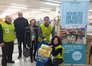 La raccolta dell'Emporio Solidale I Care di Viterbo 