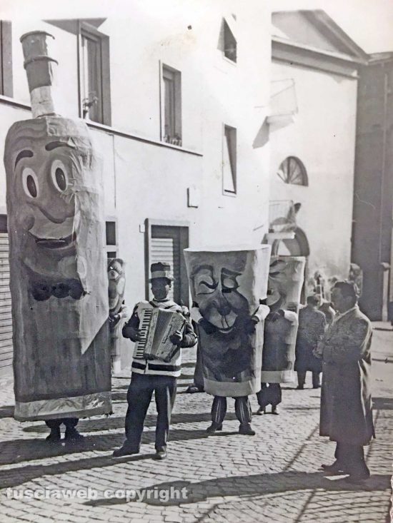 Viterbo - Anni '50 - Carnevale in via della Bontà