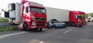 Messina - Incidente sull'autostrada A18