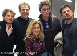 Foto di gruppo con Pino Quartullo, Eva Grimaldi e Gabriel Garko