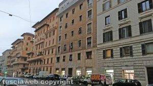Roma - Il palazzo occupato da Casapound