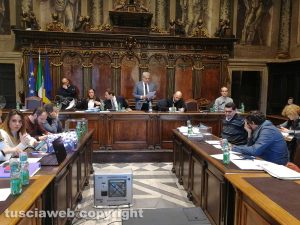 Viterbo - Consiglio comunale straordinario sui rifiuti