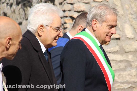 Il presidente Mattarella con il rettore Ruggieri e il sindaco Arena