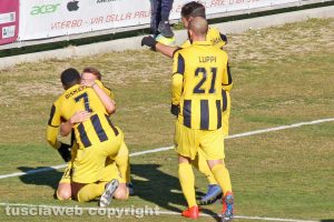 Sport - Calcio - Viterbese - L'esultanza dei gialloblù