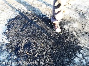 Viterbo - Asfalto a freddo in via del Pilastro