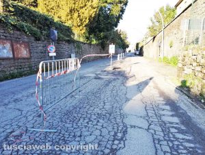 Viterbo - Via del Pilastro chiusa al traffico