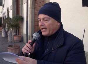 Sutri - La manifestazione contro il cambiamento del senso di marcia nel centro storico
