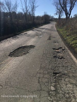 Montalto di Castro - Buche sulla Sr 312 Castrense 