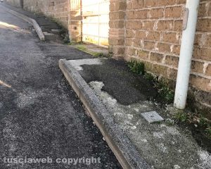 Paparano nel degrado