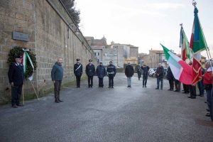 Vetralla - Giorno del ricordo - La deposizione della corona